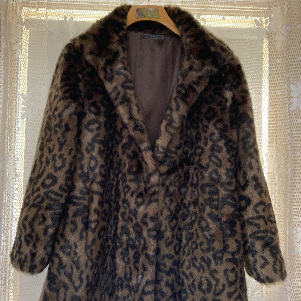 Velvet by Graham & Spencer Amani Leopard Print lux Faux Fur Jacket XL - Picture 2 of 8